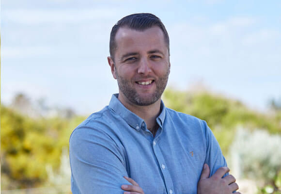 Headshot of Scott Rowe